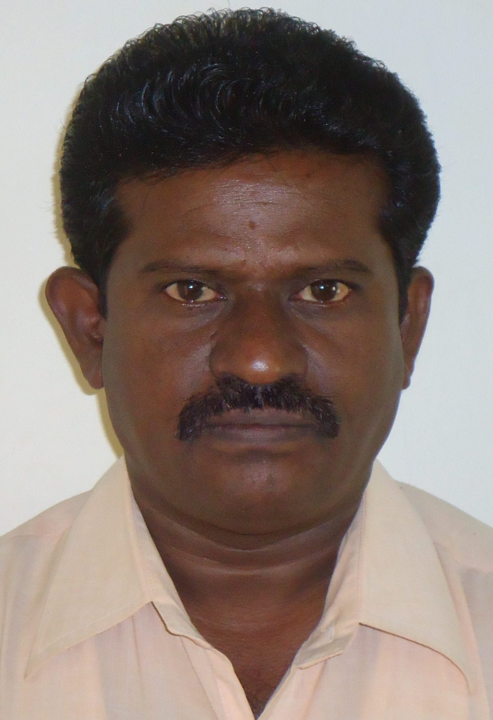 மாடித் தோட்டமும் மாசில்லாக் காய்கனிகளும்! 2 Velmurugan