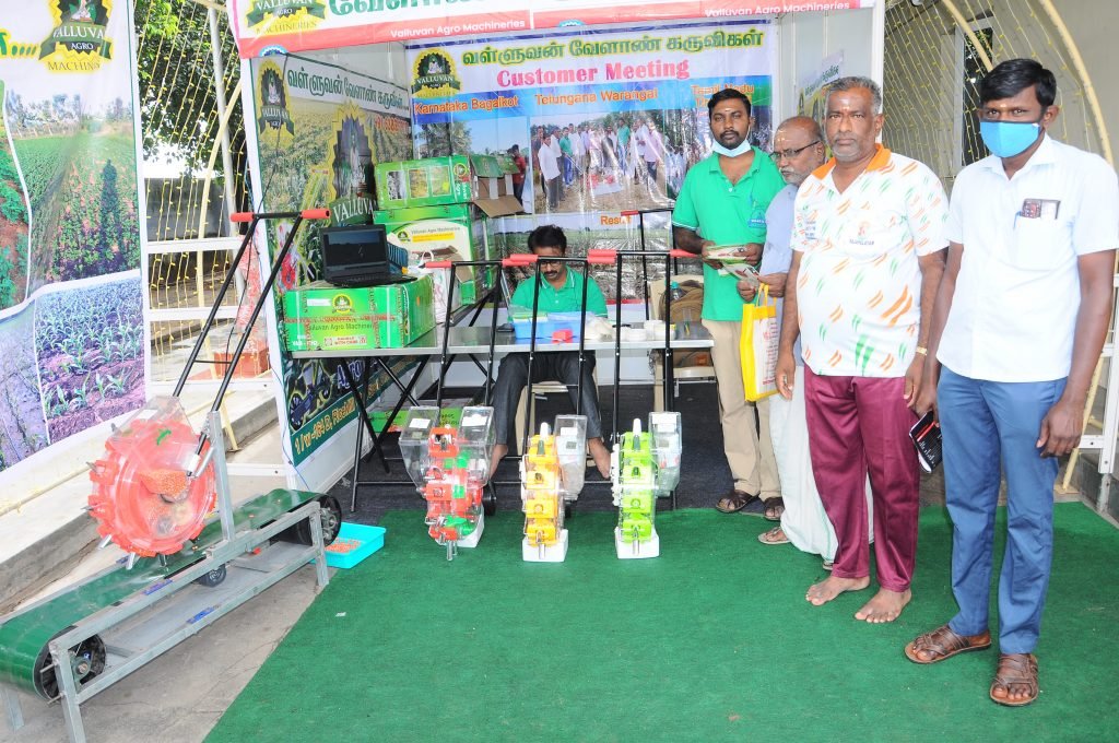 இராஜபாளையத்தில் சீரும் சிறப்புமாக நடந்த விவசாயக் கண்காட்சி! 23 இராஜபாளையத்தில் சீரும் சிறப்புமாக நடந்த விவசாயக் கண்காட்சி!