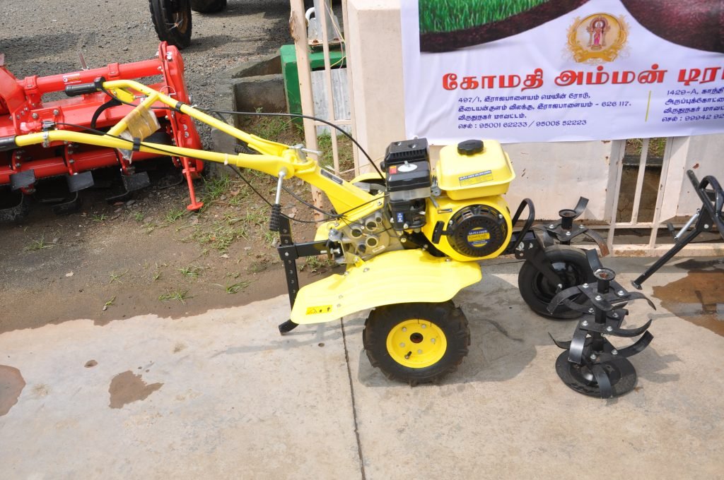 இராஜபாளையத்தில் சீரும் சிறப்புமாக நடந்த விவசாயக் கண்காட்சி! 21 இராஜபாளையத்தில் சீரும் சிறப்புமாக நடந்த விவசாயக் கண்காட்சி!