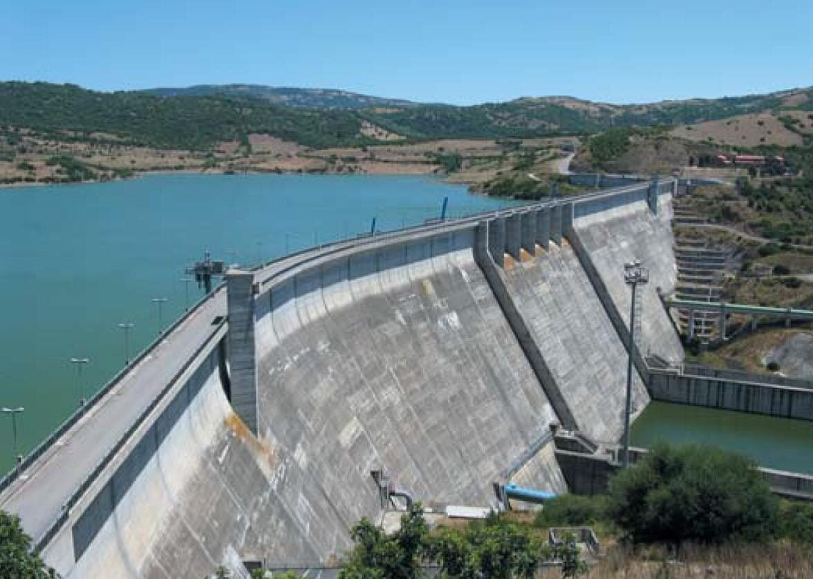 அணைப் புனரமைப்பு