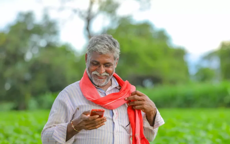 விவசாயிகளுக்கு உடனுக்குடன் பதிலளிக்க தொலைபேசி சேவை! 1 விவசாயிகளுக்கு உடனுக்குடன் பதிலளிக்க தொலைபேசி சேவை!