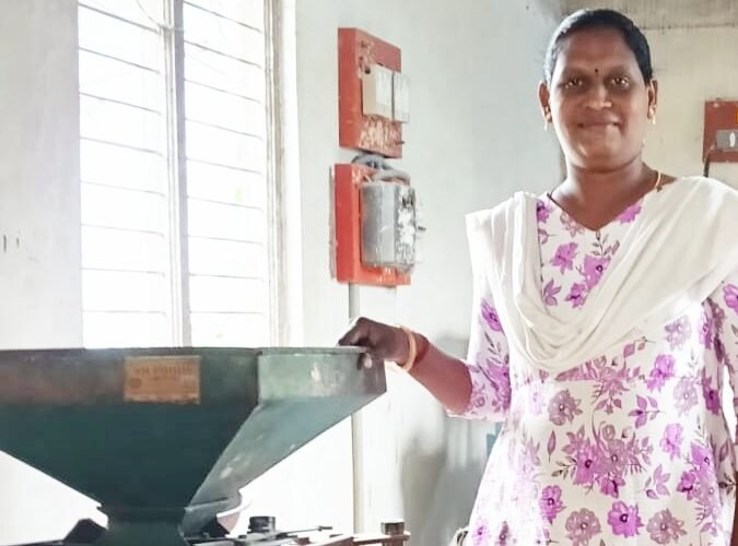வேளாண் தொழில் முனைவில் சாதிக்கும் பெண் விவசாயி! 1 வேளாண் தொழில் முனைவில் சாதிக்கும் பெண் விவசாயி!